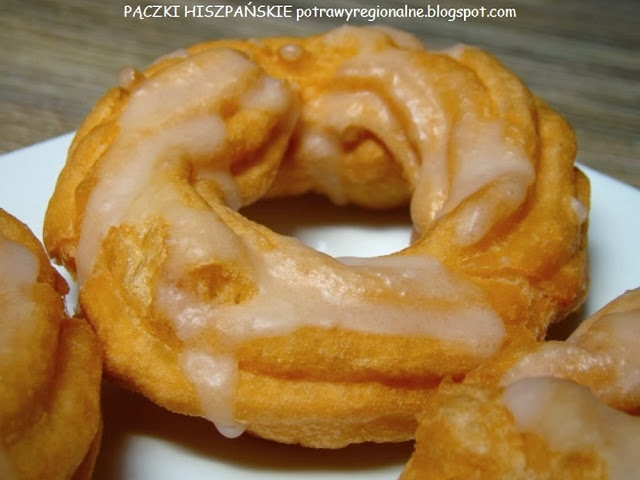 PĄCZKI HISZPAŃSKIE, WIEDEŃSKIE lub GNIAZDKA