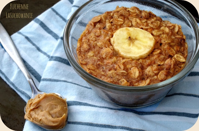 Pieczona owsianka orzechowo bananowa