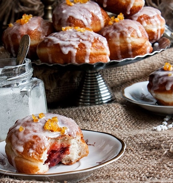 Pączki z różą