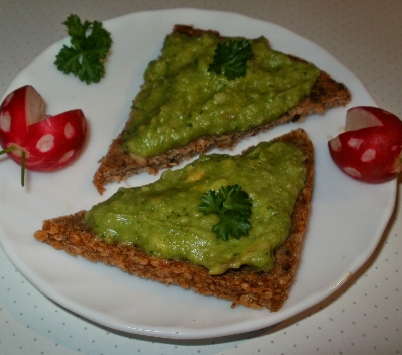 Pasta z awokado – wegańska