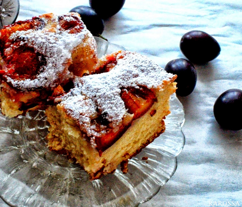 CIASTO ZE ŚLIWKAMI