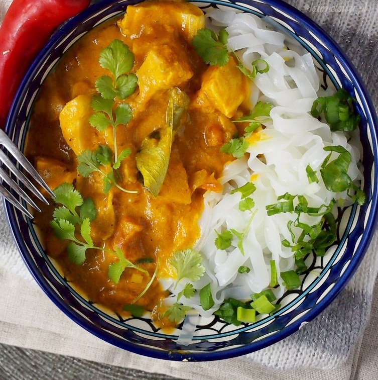 Szybkie curry z łososiem